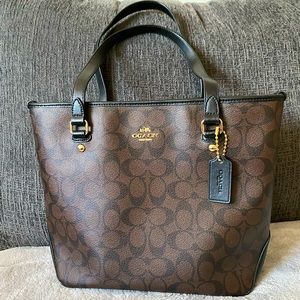 Coach tote